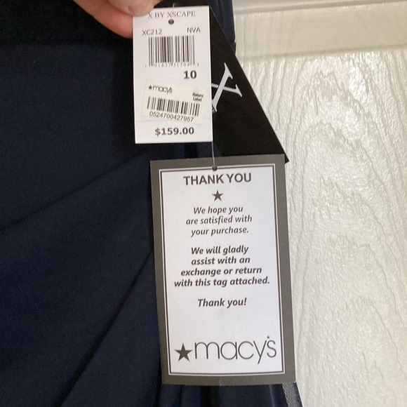 X scape Beaded formal gown - Picture 4 of 9